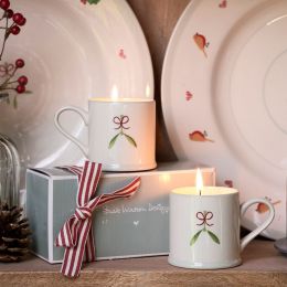 Mistletoe - Scented Candles in Espresso Mugs Gift Set