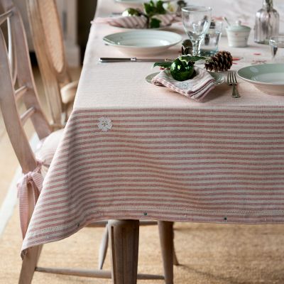 Red Stripe Robin & Rosehip Christmas Tablecloth – Extra Large