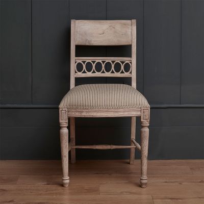 Upholstered Classic Dining Chair
