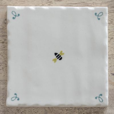 hand made and hand painted Honey Bee Tile