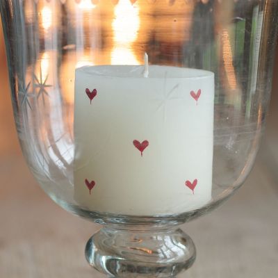 Hand-painted scented pillar candle - Red Heart 3"